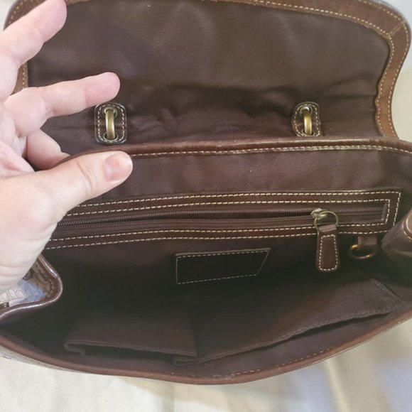 COACH purse/clutch - Picture 4 of 4